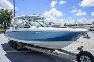 Thumbnail von Boston Whaler 280 Vantage Veronica