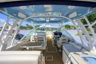 Thumbnail von Boston Whaler 280 Vantage Veronica