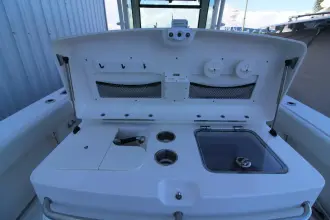 Thumbnail von Boston Whaler 320 Outrage Better Than Most
