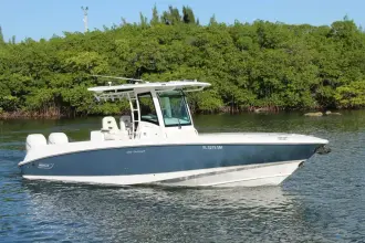 Thumbnail von Boston Whaler 320 Outrage Better Than Most
