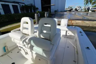Thumbnail von Boston Whaler 320 Outrage Better Than Most