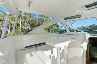 Thumbnail von Tiara Yachts 3100 Open Serenity