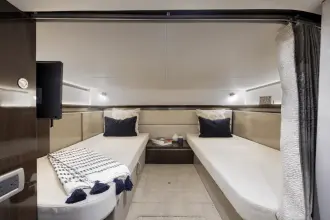 Thumbnail von Sea Ray 320 Sundancer Outboard