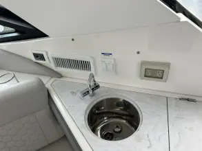 Thumbnail von Sea Ray 320 Sundancer Outboard