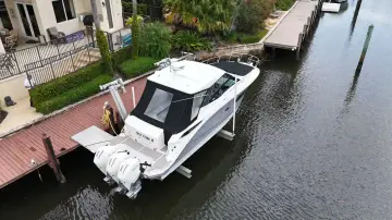 Thumbnail von Sea Ray 320 Sundancer Outboard