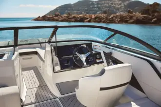 Thumbnail von Sea Ray SPX 210
