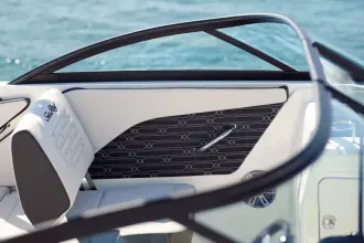 Thumbnail von Sea Ray SPX 210