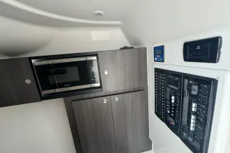 Thumbnail von Albemarle 31 Dual Console