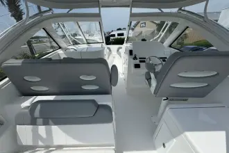 Thumbnail von Albemarle 31 Dual Console