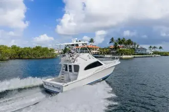 Thumbnail von Luhrs 38 Convertible