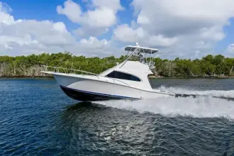 Thumbnail von Luhrs 38 Convertible