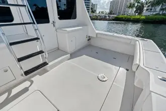 Thumbnail von Luhrs 38 Convertible