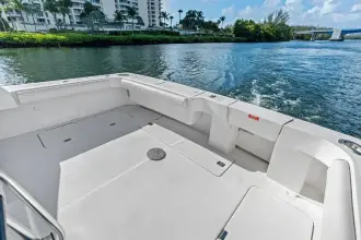 Thumbnail von Luhrs 38 Convertible