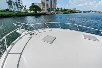 Thumbnail von Luhrs 38 Convertible