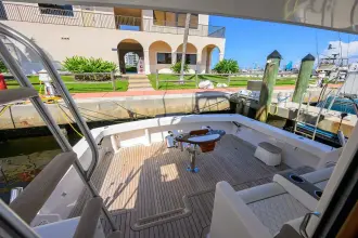Thumbnail von Viking 56 Convertible