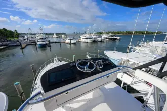 Thumbnail von Viking 52' Open