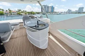 Thumbnail von Sunseeker 75 Sport Yacht