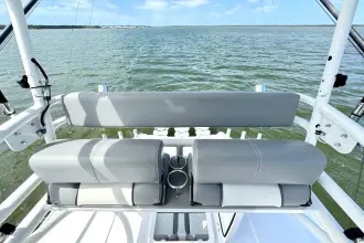 Thumbnail von Everglades 395 Center Console