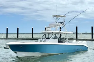 Thumbnail von Everglades 395 Center Console