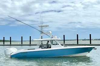 Thumbnail von Everglades 395 Center Console