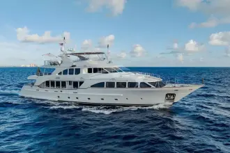 Benetti 120 Classic Mamma Mia