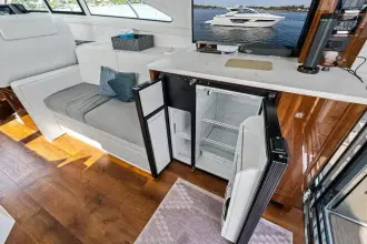 Thumbnail von Cruisers Yachts 46 Cantius POSITIVE VIBES