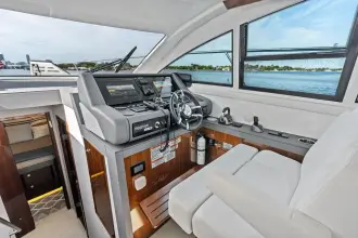 Thumbnail von Cruisers Yachts 46 Cantius POSITIVE VIBES