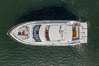 Thumbnail von Cruisers Yachts 46 Cantius POSITIVE VIBES