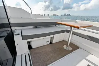 Thumbnail von Cruisers Yachts 42 Cantius SARGAM