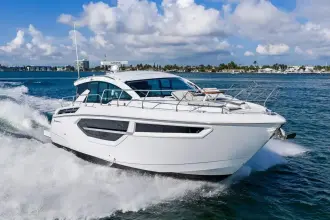Thumbnail von Cruisers Yachts 42 Cantius SARGAM