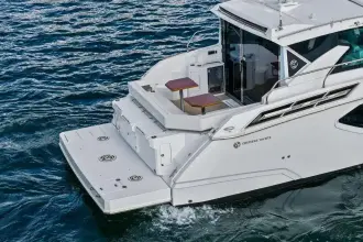 Thumbnail von Cruisers Yachts 42 Cantius SARGAM