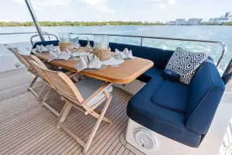 Thumbnail von Sunseeker 86 Yacht Sea Zar
