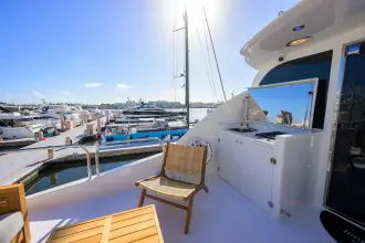 Thumbnail von Lazzara Yachts 68 Fly Time Off V