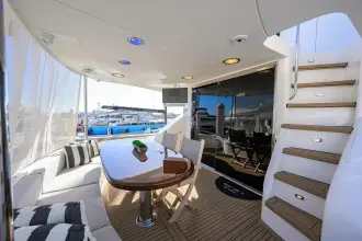 Thumbnail von Lazzara Yachts 68 Fly Time Off V