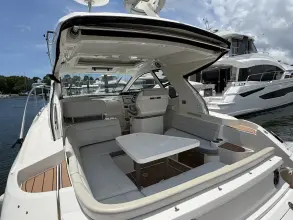 Thumbnail von Sea Ray 350 Sundancer