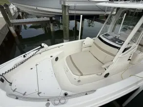 Thumbnail von Boston Whaler 220 Dauntless