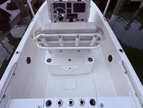 Thumbnail von Boston Whaler 220 Dauntless