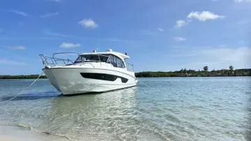 Beneteau Antares 11 Shoreline