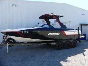 Malibu Wakesetter 24 MXZ