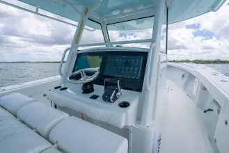 Thumbnail von Yellowfin 39 Offshore