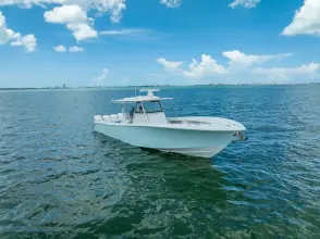 Thumbnail von Yellowfin 39 Offshore
