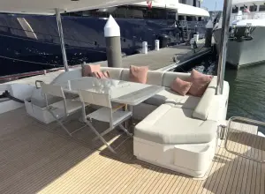 Thumbnail von Azimut Grande 25M
