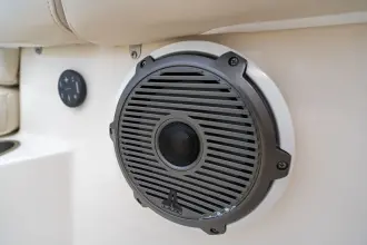 Thumbnail von Boston Whaler 330 Outrage
