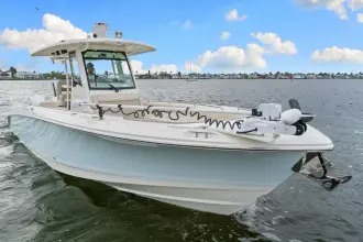 Thumbnail von Boston Whaler 330 Outrage