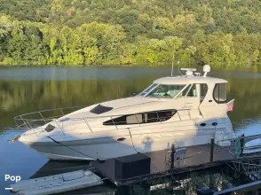 Моторная яхта Sea Ray 40