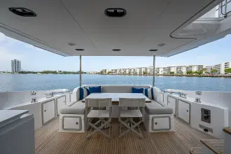 Thumbnail von Azimut 66