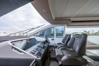 Thumbnail von Azimut 66