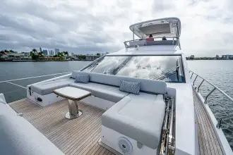 Thumbnail von Azimut 66