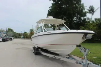 Boston Whaler 270 Vantage