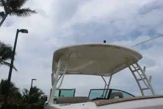 Thumbnail von Boston Whaler 270 Vantage